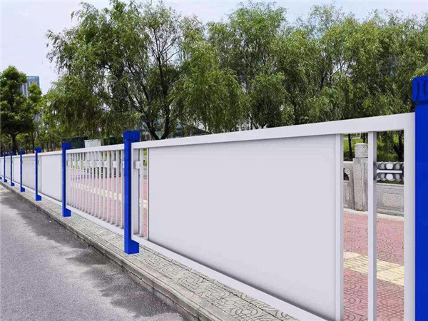常規(guī)市政道路護欄,常規(guī)市政道路護欄廠家,市政道路護欄案例
